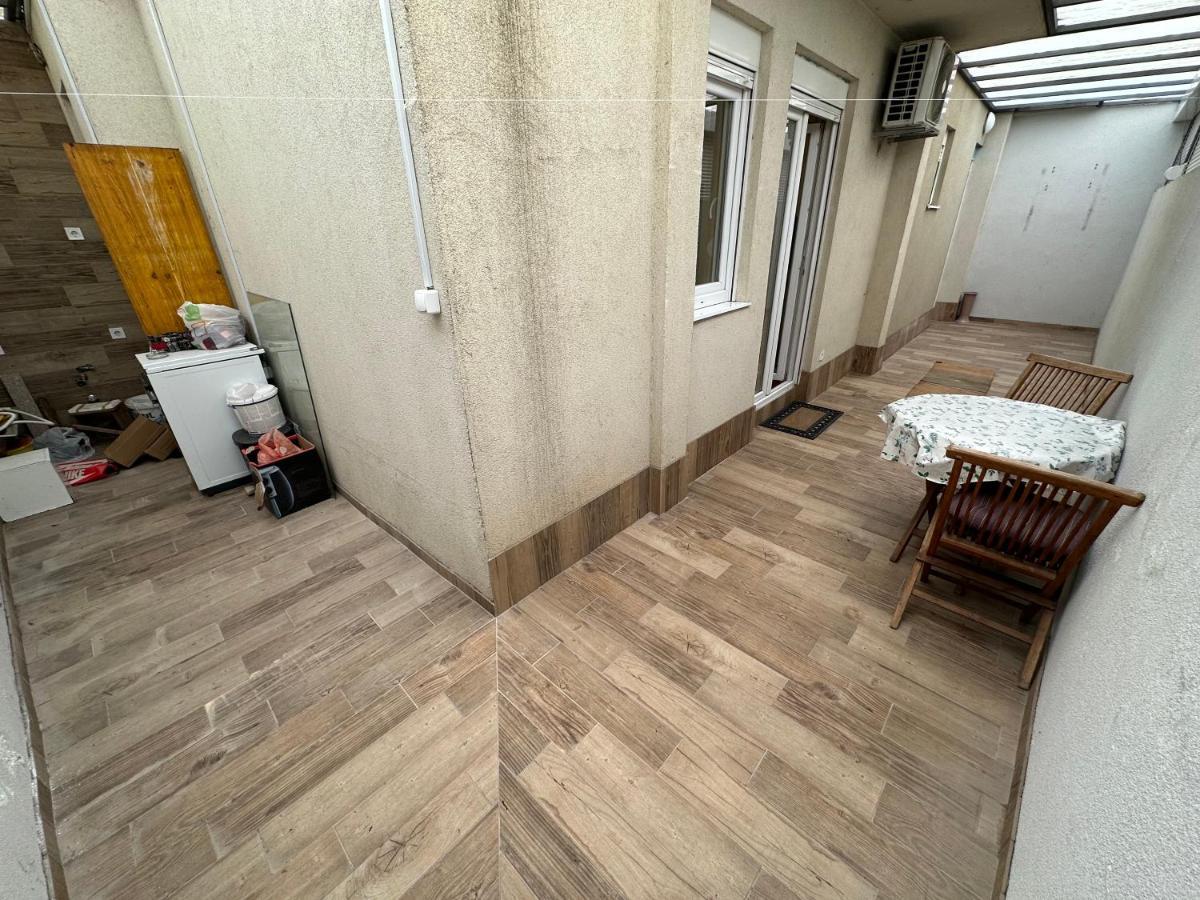 Selena Apartment ポドゴリツァ エクステリア 写真